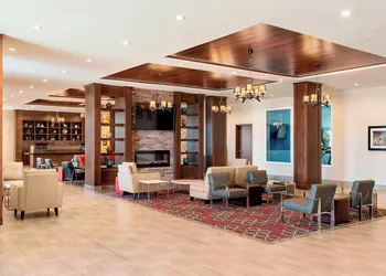 Four Points by Sheraton Grande Prairie hotel thumbnail 4