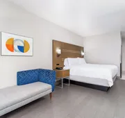 Holiday Inn Express & Suites Memphis Arpt Elvis Presley Blv by IHG hotel detail image 4