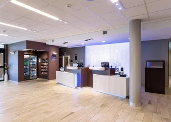 Fairfield Inn & Suites by Marriott Decorah hotel thumbnail 3
