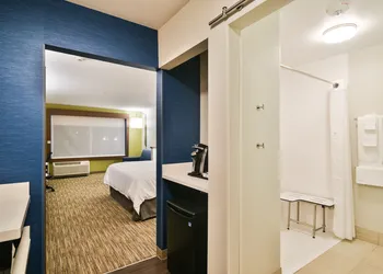 Holiday Inn Express and Suites-Lehi - Thanksgiving Point by IHG hotel thumbnail 8