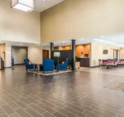 Comfort Suites Meridian and I-40 hotel detail image 4