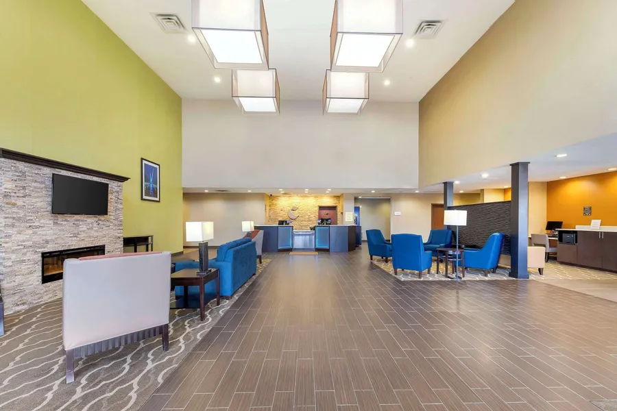 Comfort Suites Meridian and I-40 hotel detail image 6