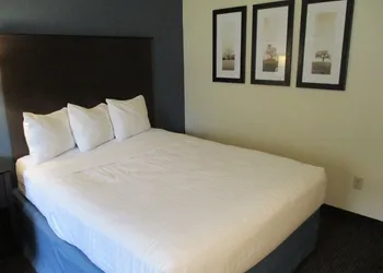 AmericInn by Wyndham Sleepy Eye hotel thumbnail 8
