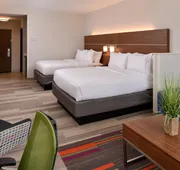 Holiday Inn Express & Suites St. Petersburg - Madeira Beach by IHG hotel detail image 7