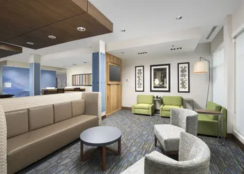 Holiday Inn Express & Suites San Antonio North - Windcrest by IHG hotel thumbnail 4