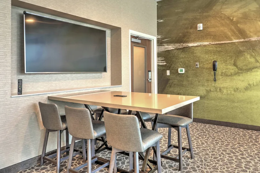 Courtyard by Marriott Deptford hotel detail image 2