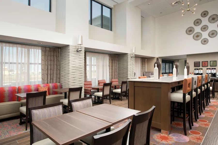 Hampton Inn & Suites San Antonio Lackland AFB SeaWorld hotel detail image 2