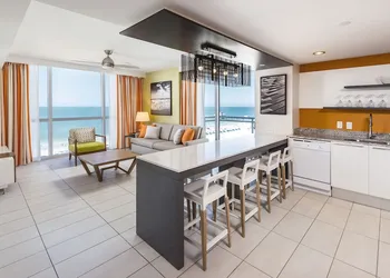 Club Wyndham Clearwater Beach hotel thumbnail 7