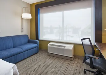 Holiday Inn Express Auburn Hills South by IHG hotel thumbnail 8