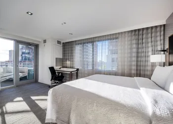 Residence Inn by Marriott Jersey City hotel thumbnail 8