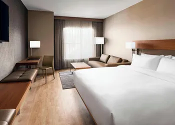 AC Hotel by Marriott Chapel Hill Downtown hotel thumbnail 6