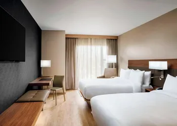 AC Hotel by Marriott Chapel Hill Downtown hotel thumbnail 8