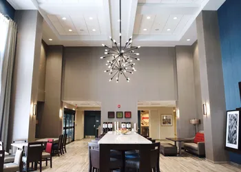 Hampton Inn & Suites Des Moines/Urbandale hotel thumbnail 4