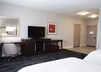 Hampton Inn & Suites Des Moines/Urbandale hotel thumbnail 7