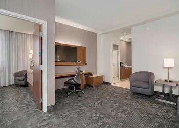Courtyard by Marriott Niagara Falls USA hotel thumbnail 6