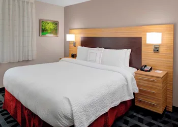 TownePlace Suites by Marriott Parkersburg hotel thumbnail 7