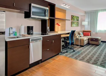 TownePlace Suites by Marriott Parkersburg hotel thumbnail 8