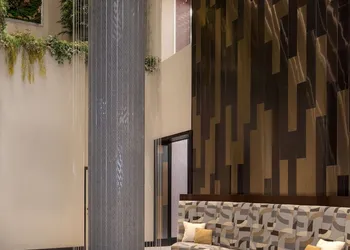 Embassy Suites by Hilton New York Manhattan Times Square hotel thumbnail 5