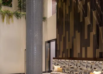 Embassy Suites by Hilton New York Manhattan Times Square hotel thumbnail 5