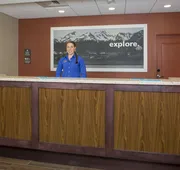 Hampton Inn and Suites Manchester hotel detail image 3