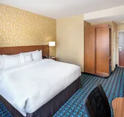 Fairfield Inn & Suites by Marriott North Bergen hotel detail image 5