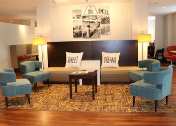 MainStay Suites St Louis Airport hotel thumbnail 3