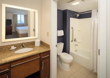 Residence Inn by Marriott Miami Airport hotel thumbnail 7