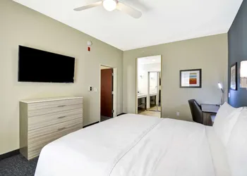 Homewood Suites by Hilton Orlando Theme Parks hotel thumbnail 7