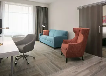 Hilton Garden Inn Iowa City Downtown University hotel thumbnail 6