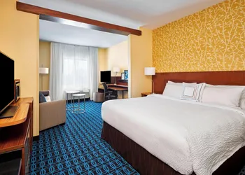 Fairfield Inn & Suites by Marriott Alexandria hotel thumbnail 4