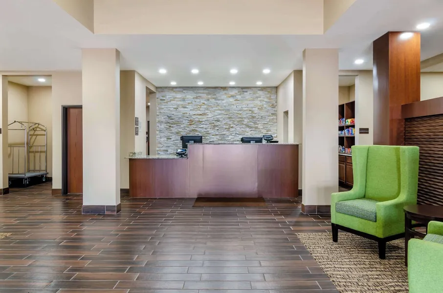 Comfort Inn & Suites Salina North hotel detail image 2