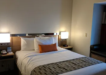 Microtel Inn & Suites by Wyndham Clarion hotel thumbnail 8
