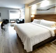 Holiday Inn Express & Suites Trois Rivieres Ouest by IHG hotel detail image 7