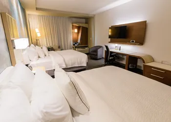 Courtyard by Marriott Lake Jackson hotel thumbnail 7