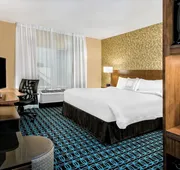 Fairfield Inn & Suites by Marriott Van Canton Area hotel detail image 7