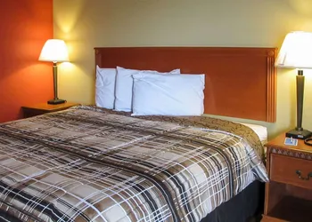 Rodeway Inn Murfreesboro Downtown hotel thumbnail 6