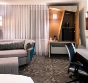Courtyard by Marriott Albion hotel detail image 4