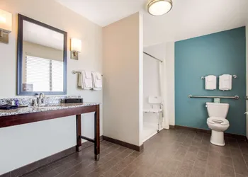 Sleep Inn & Suites Middletown - Goshen hotel thumbnail 4
