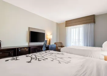 Sleep Inn & Suites Middletown - Goshen hotel thumbnail 8