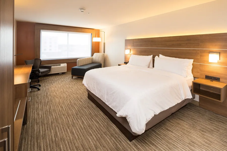 Holiday Inn Express and Suites Kalamazoo West by IHG hotel detail image 6