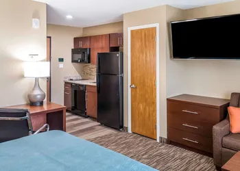 MainStay Suites Edinburg South hotel thumbnail 7