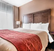 Comfort Inn & Suites hotel detail image 7