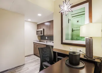 Homewood Suites by Hilton Charleston Historic District hotel thumbnail 4