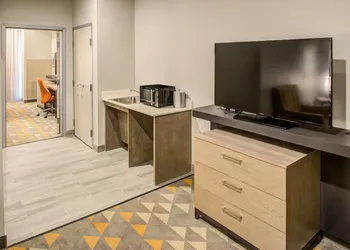 Holiday Inn Hotel & Suites Houston West - Katy Mills by IHG hotel thumbnail 5
