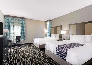 La Quinta Inn & Suites by Wyndham Sweetwater East hotel thumbnail 7