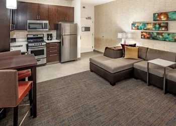 Residence Inn by Marriott Dallas at The Canyon hotel thumbnail 5