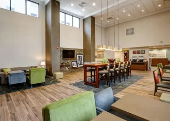 Hampton Inn & Suites Baltimore/Aberdeen hotel thumbnail 2