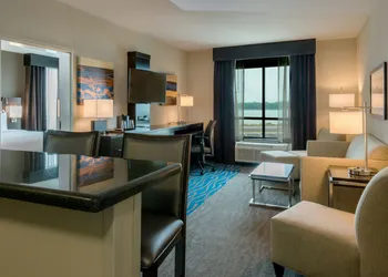 Holiday Inn Paducah Riverfront by IHG hotel thumbnail 8