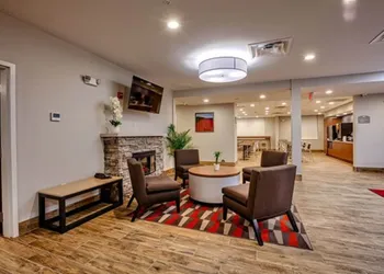 Microtel Inn & Suites by Wyndham Niagara Falls hotel thumbnail 4