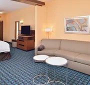 Fairfield Inn & Suites by Marriott Warrensburg hotel detail image 4